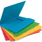 Kartoninis dėklas su guma , A4, 400gsm, raudonos sp.